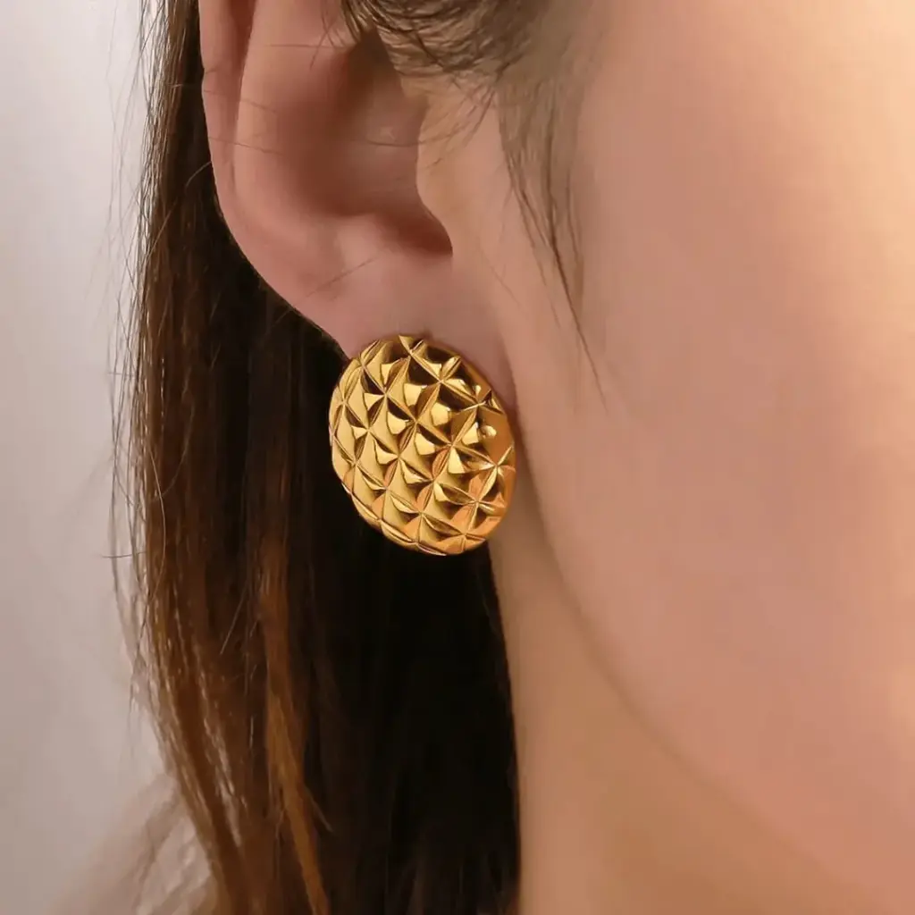 Stainless steel Anti Tarnish Shield shaped Earrings